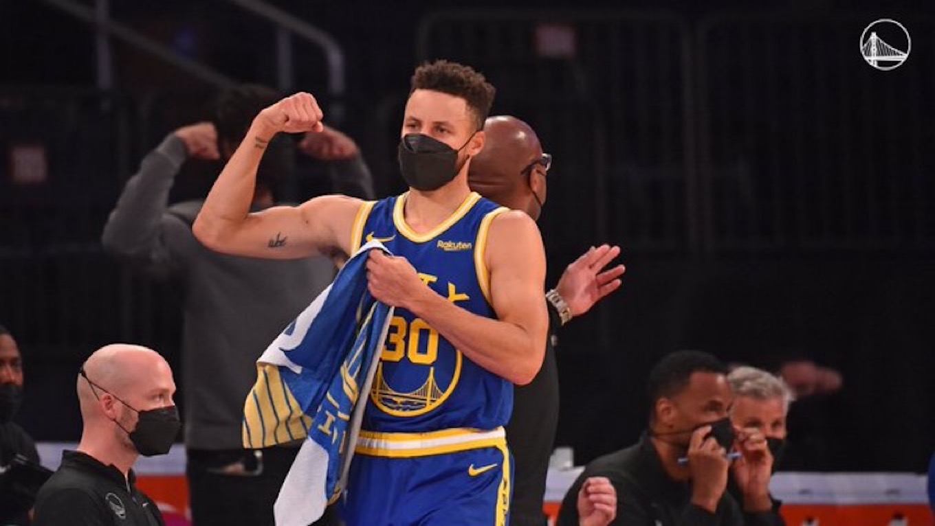 Stephen Curry’s 37 points rallies Warriors past Knicks