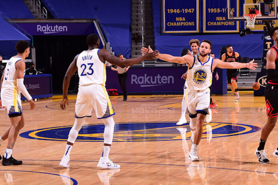 Curry returns, Warriors snap four-game losing streak with 116-102 win over Bulls