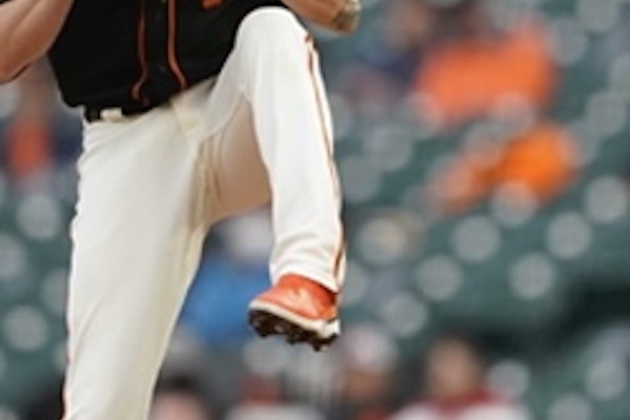 Gausman K’s 11, Giants lose to Marlins in late rally