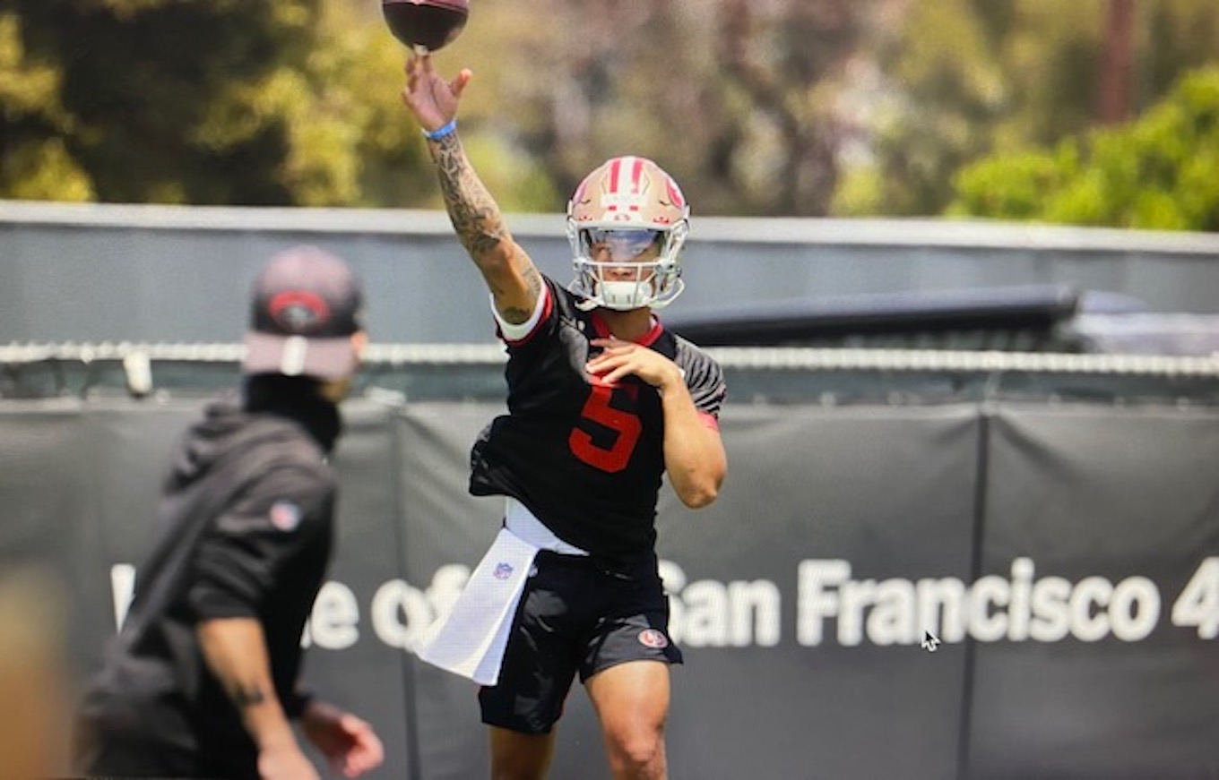 49ers hold offseason rookie camp