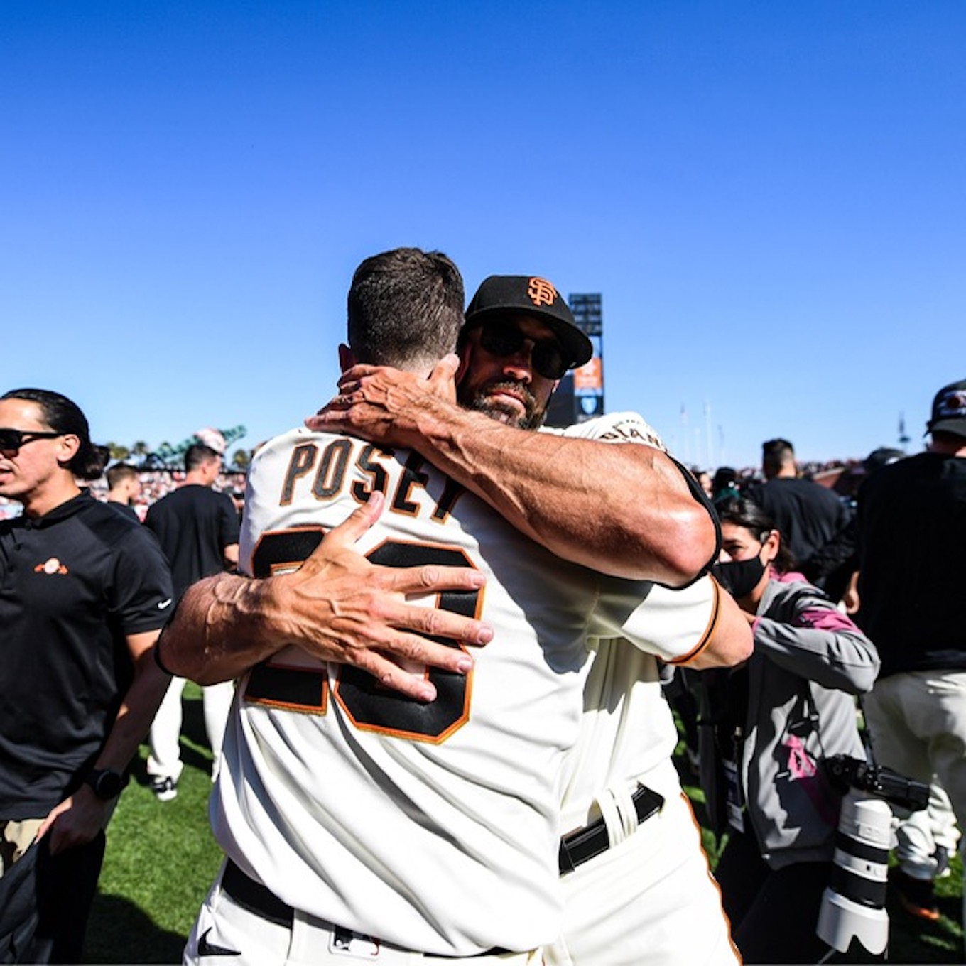 Giants clinch NL West title behind Webb in season finale win over Padres
