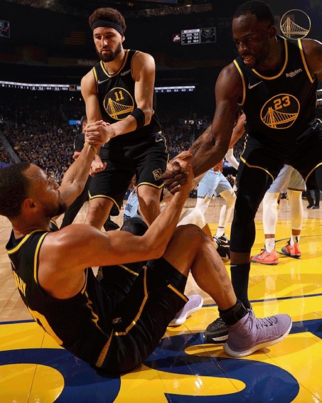Warriors dismantle Grizzlies with 142-112 win in Game 3